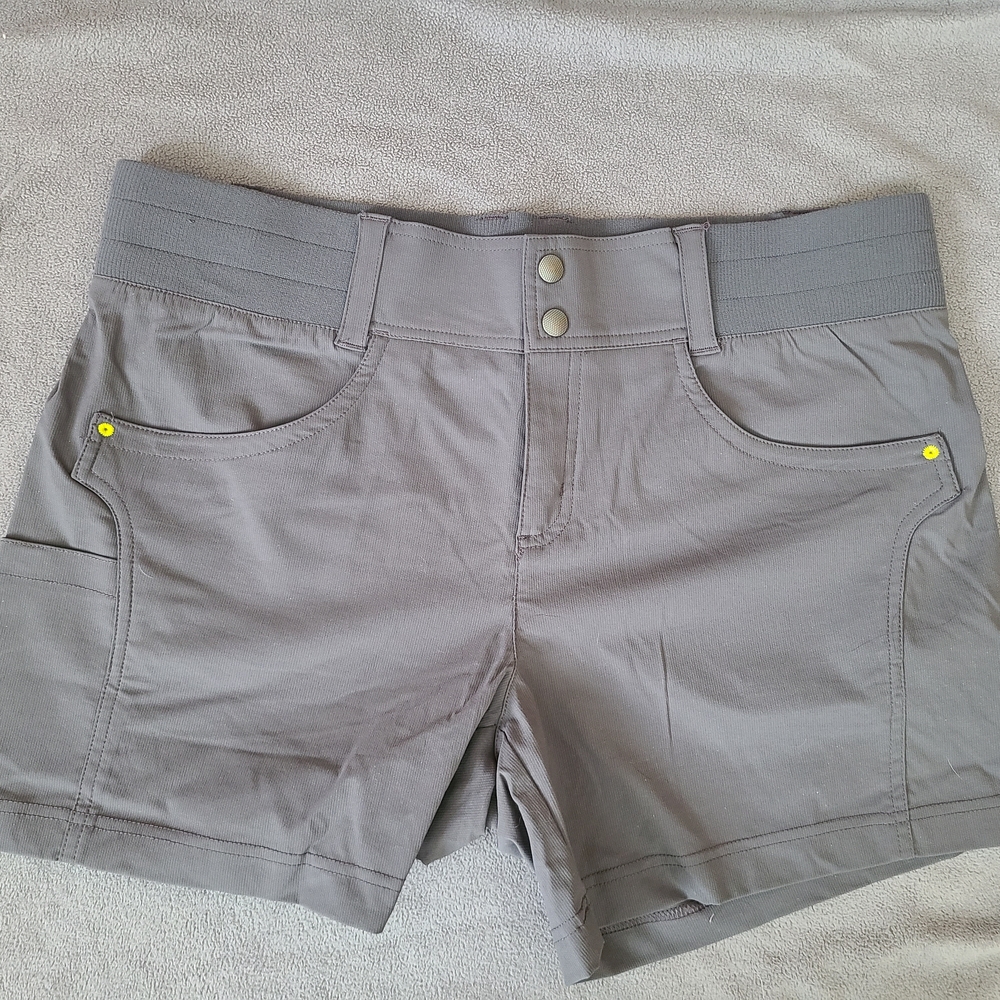 Title Nine Gray Women's Clamber 5" Shorts